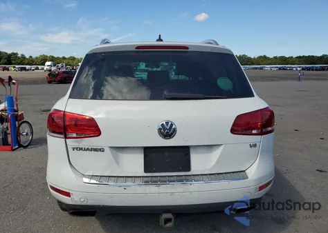 2013 Volkswagen Touareg V6 from USA, damaged, VIN WVGEF9BP7DD013180